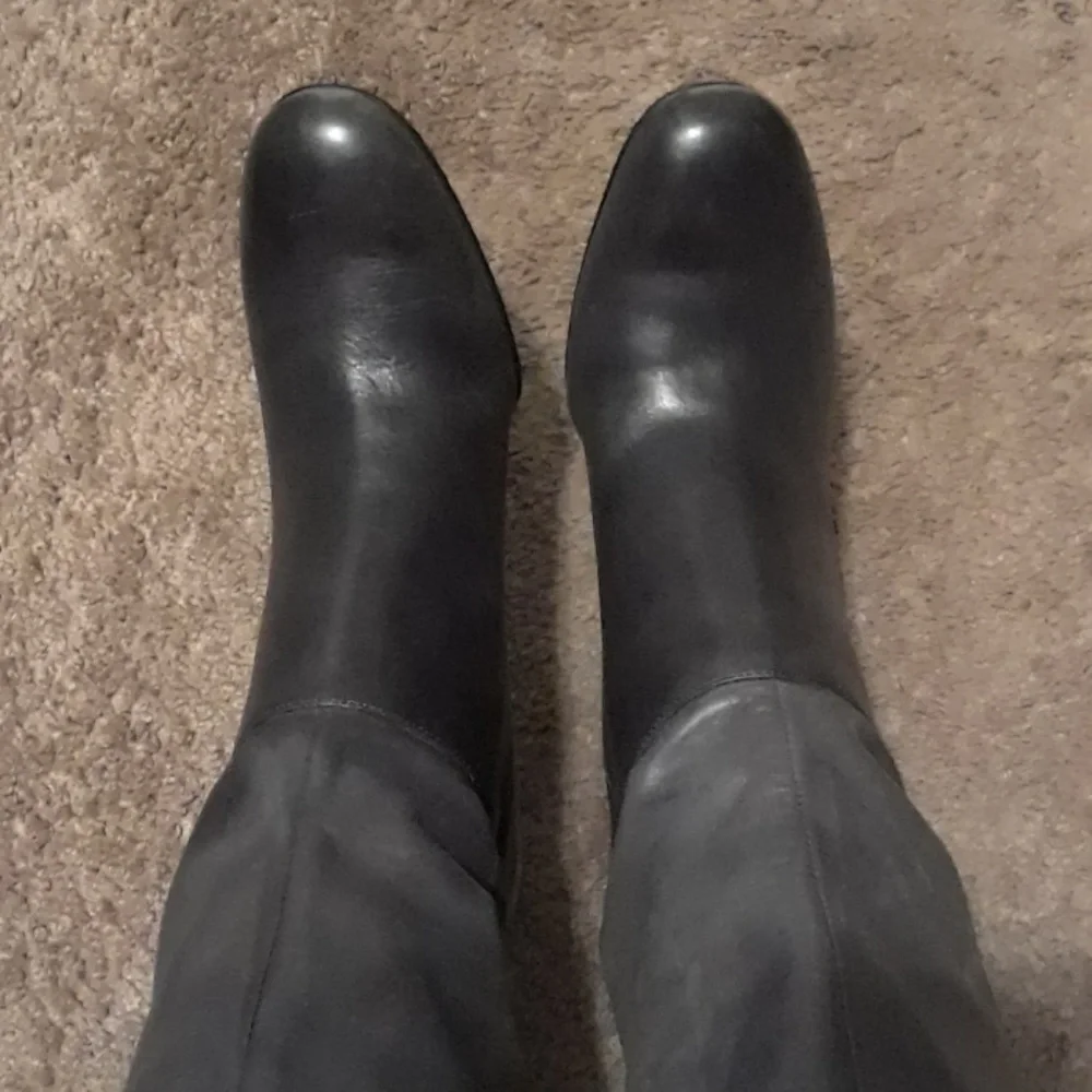 Over the Knee Calvin Klein sz 9 Gray Leather Boots